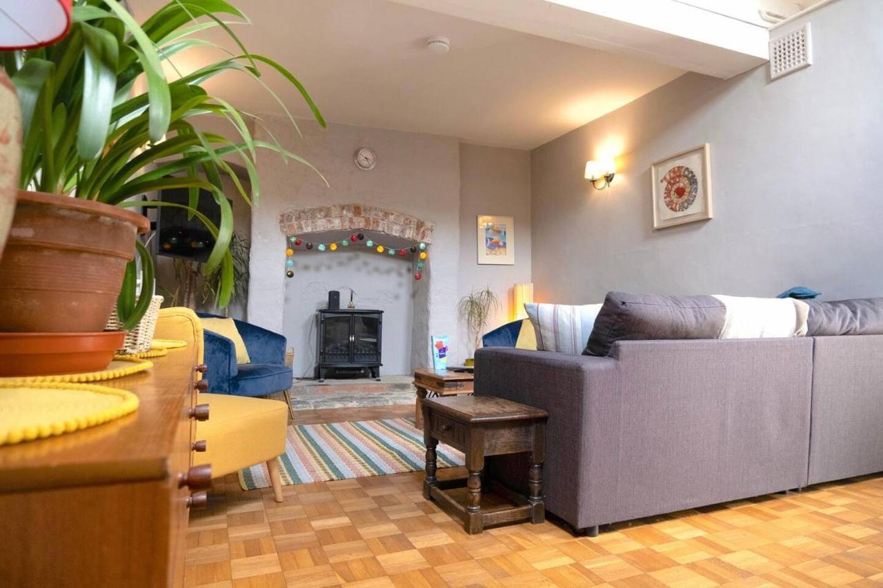 Lovely Property In The Heart Of Somerset, Sleeps 9 شيبتون ماليت المظهر الخارجي الصورة